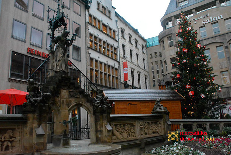  fuente Heinzelsmännchenbrunnen mercados navideños colonia